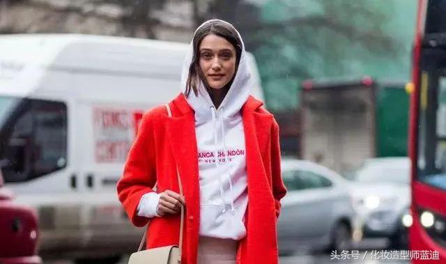 羽绒服穿起来臃肿你裤子选对了吗,羽绒服穿着没气质