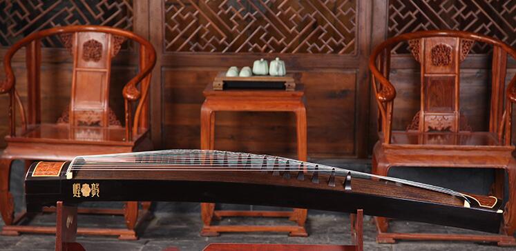 古筝的保养知识大全,古筝开裂了会越来越大吗