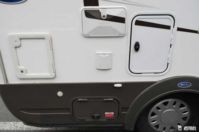 大通b型国产房车最新款,上汽大通maxusv80长轴中顶房车