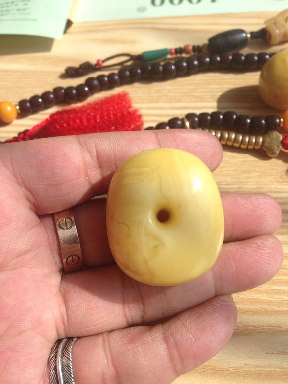 哪种蜜蜡最有收藏价值,蜜蜡真的有收藏价值吗