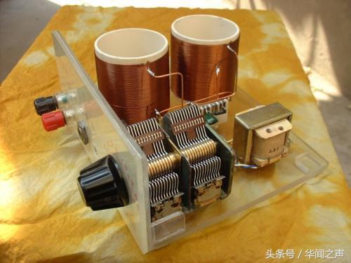 奇闻解密:工地吊车没有喇叭,为什么可以当作收音机