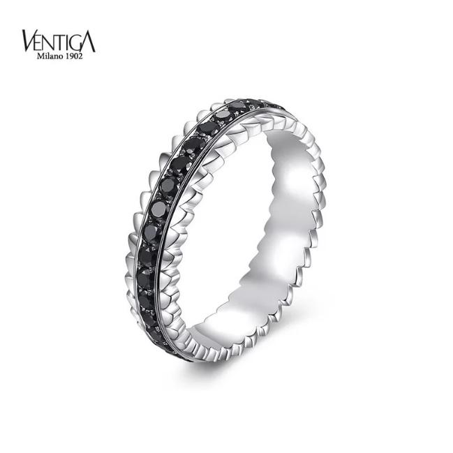 彩钻配什么颜色衣服,七彩钻宝石搭配衣服