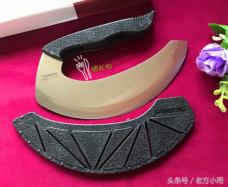 这份礼物不一般,专属我的定制料理刀,那叫
