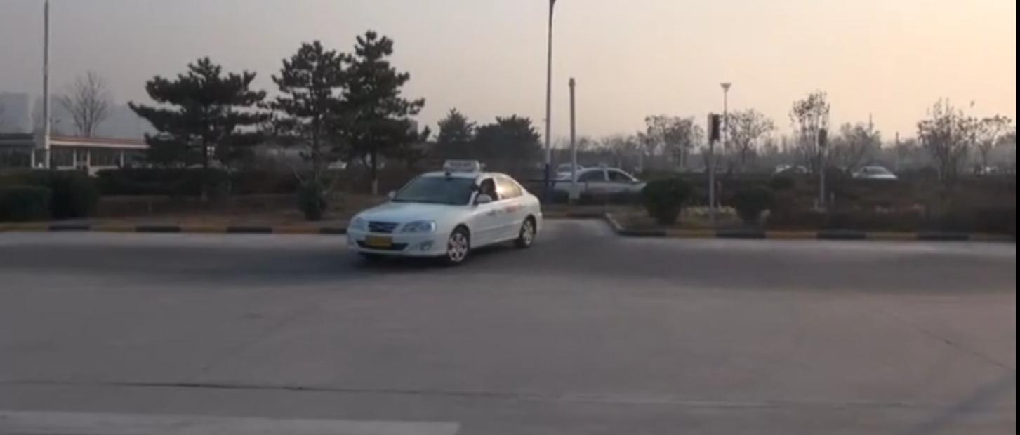 科目二踩离合器脚软得发抖,考驾照科目二为什么脚发抖