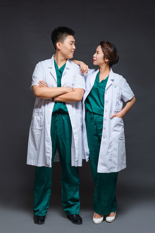 白大褂与火焰蓝婚纱照,婚纱照白大褂怎么拍