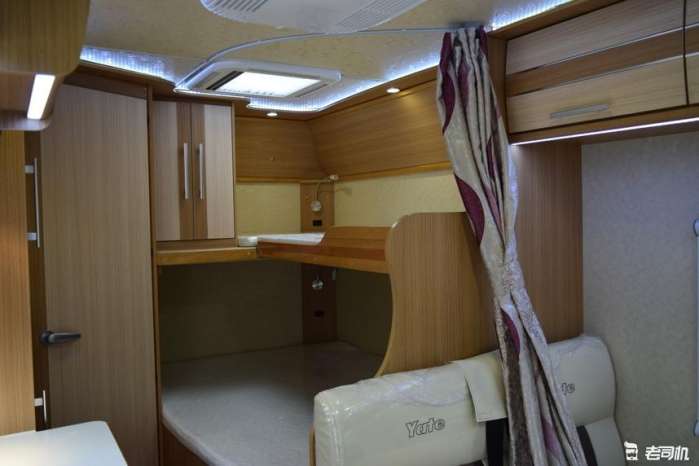 大通b型国产房车最新款,上汽大通maxusv80长轴中顶房车