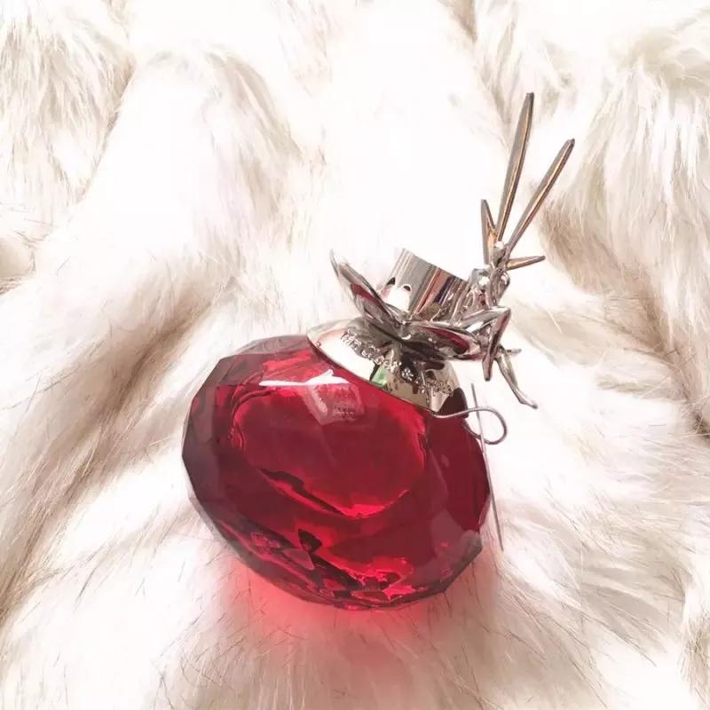 拜年喷什么香水好闻女,大年初一喷香水