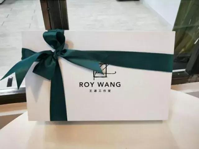 明星送媒体礼物,明星新年礼物送什么