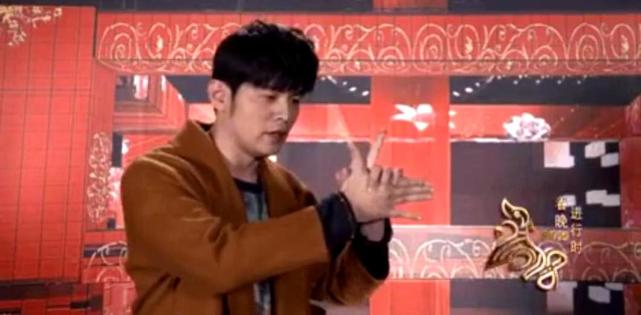 周杰伦喝奶茶屡教不改,周杰伦真的是喝奶茶胖的吗