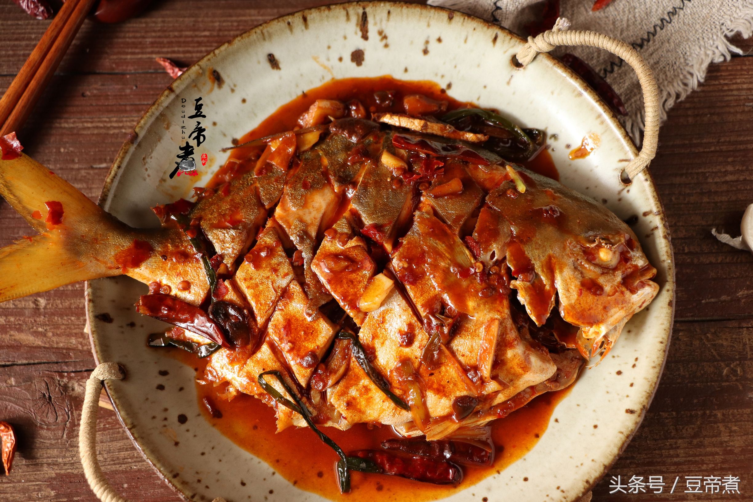 10道吉祥年夜菜年年有余怎么做,年夜饭系列二十道菜之年年有鱼