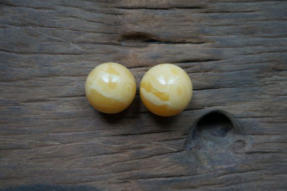 哪种蜜蜡最有收藏价值,蜜蜡真的有收藏价值吗