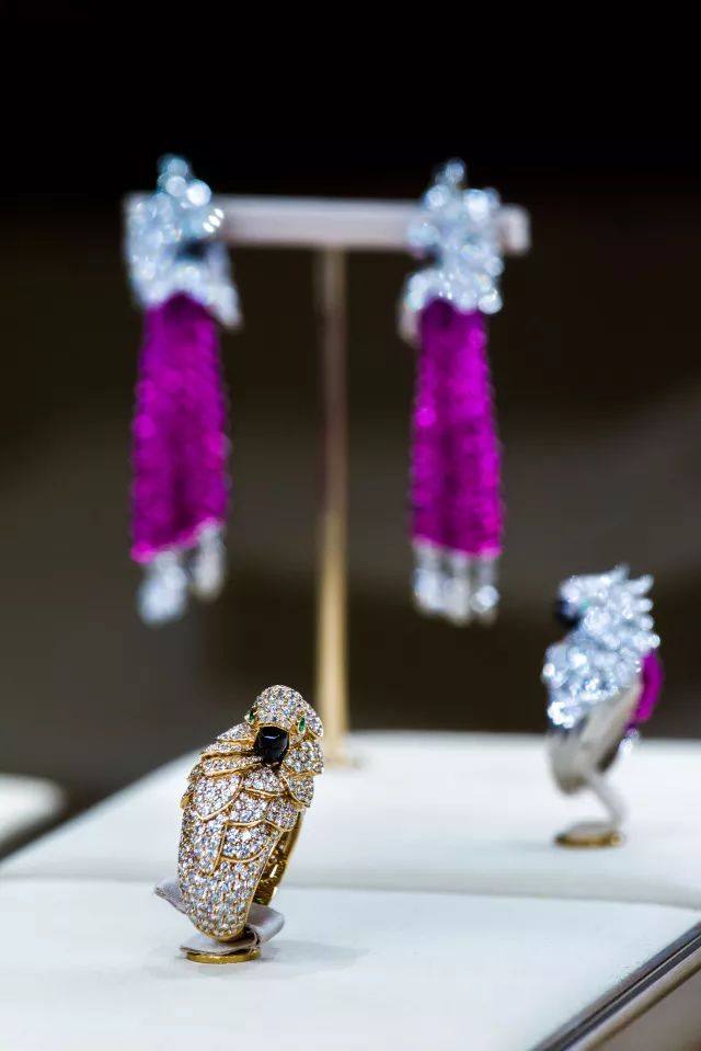 英皇传世王冠这还是我认识的那个顶级奢华珠宝品牌Cartier吗?