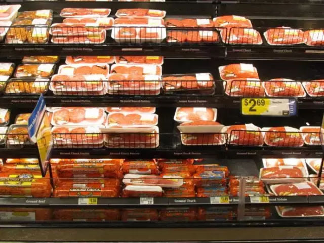 在加拿大留学有哪些费用,加拿大留学经济小常识