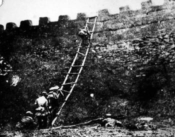 古代攻城为什么不撤梯子,古代如何用云梯攻城