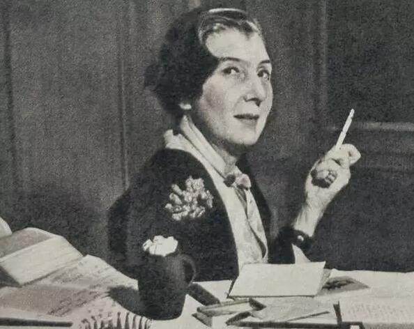 英皇传世王冠这还是我认识的那个顶级奢华珠宝品牌Cartier吗?