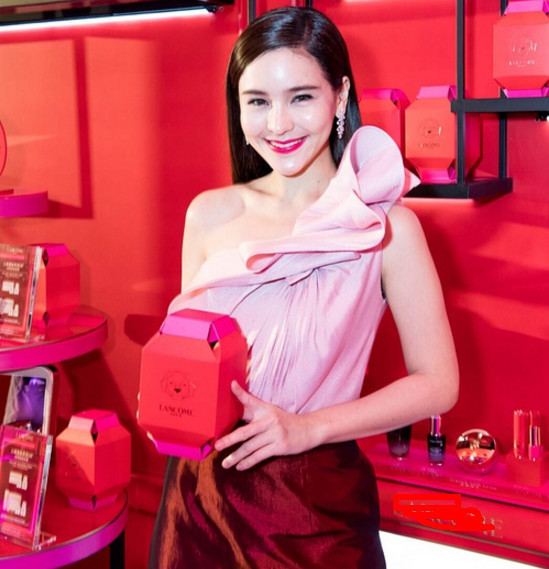 泰版浪漫满屋女二号,浪漫满屋泰版女主整容