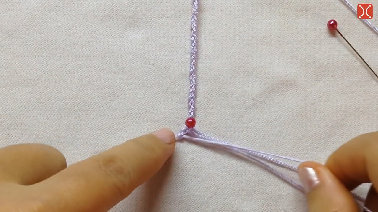 手链编织教程金刚结编织法,母亲节礼物diy手链编织