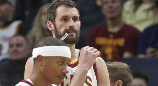 毒瘤?闪电侠惨遭交易并非没有原因,原来他才是骑士矛盾制造者