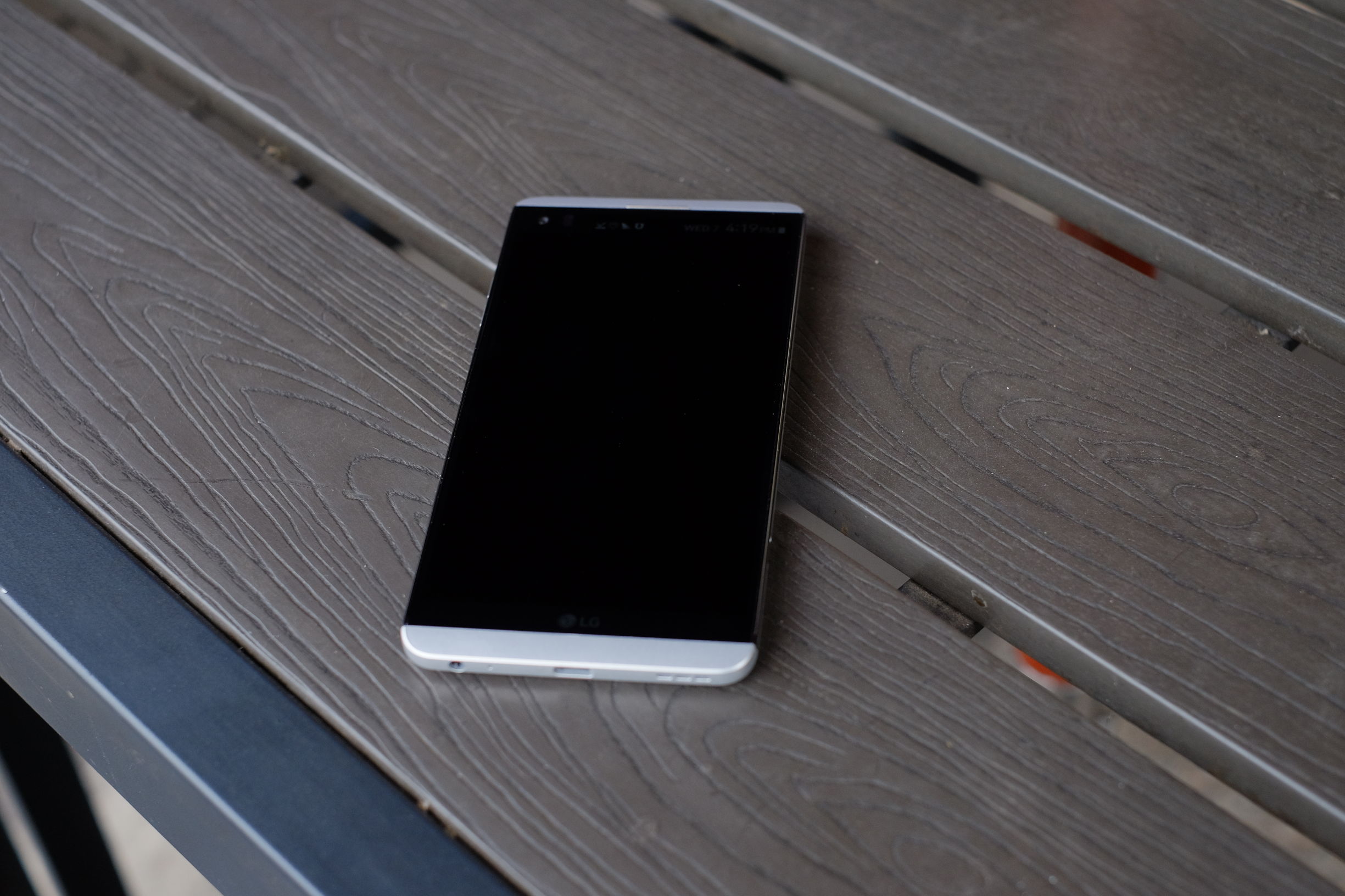 lgv20手机音质怎么样,手机中的战斗机