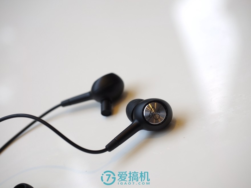 lgv20手机音质怎么样,手机中的战斗机