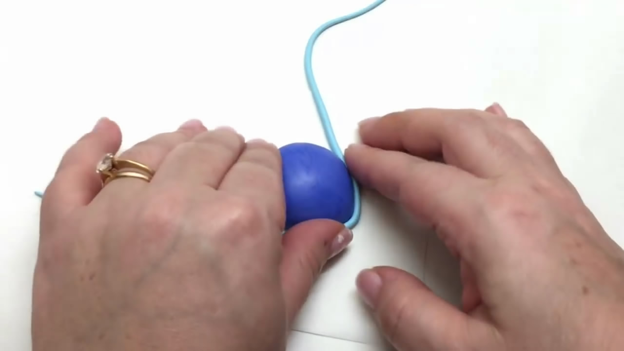 diy手工制作钥匙链教程,用粘土制作可爱的钥匙链