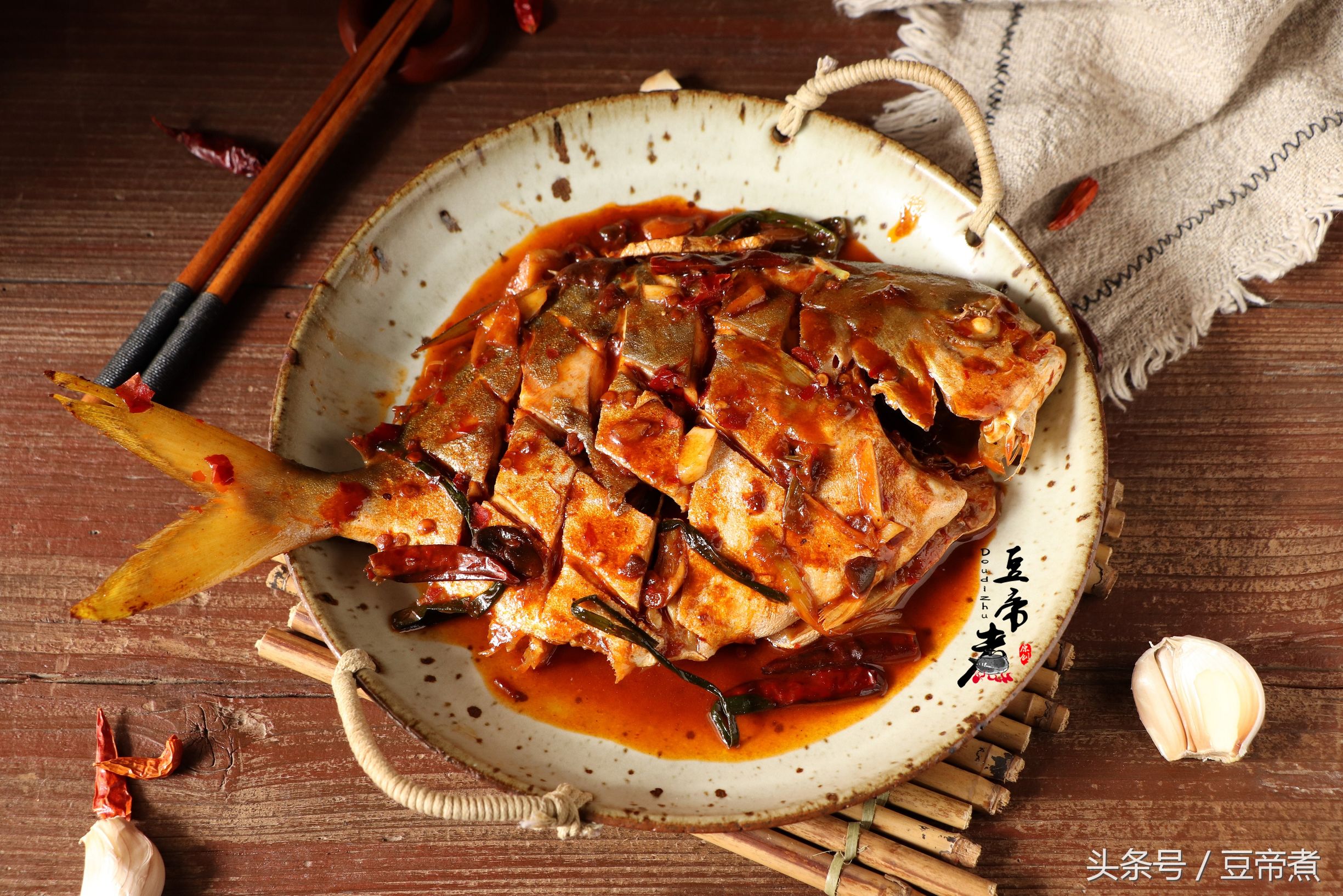 10道吉祥年夜菜年年有余怎么做,年夜饭系列二十道菜之年年有鱼