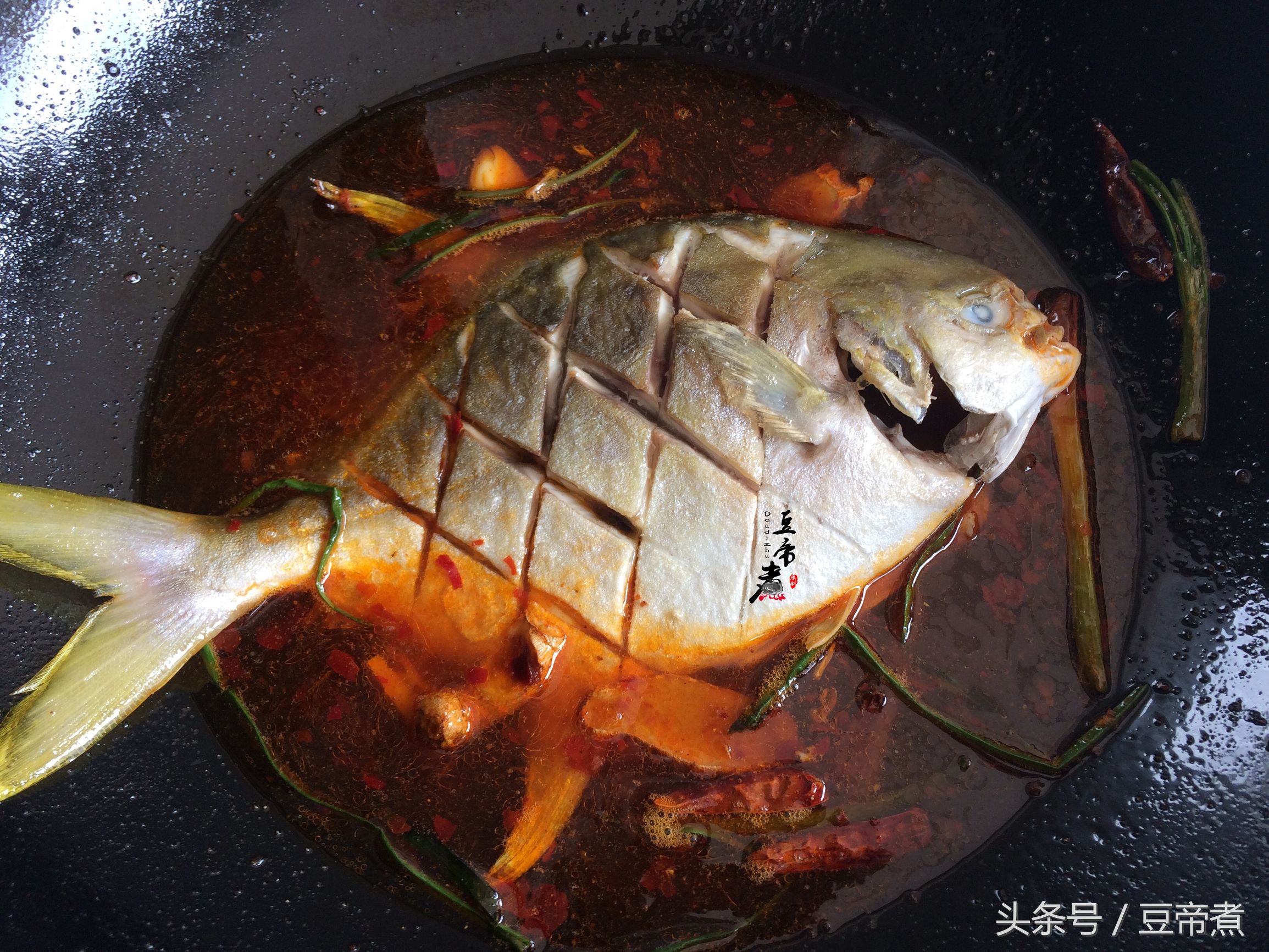 10道吉祥年夜菜年年有余怎么做,年夜饭系列二十道菜之年年有鱼