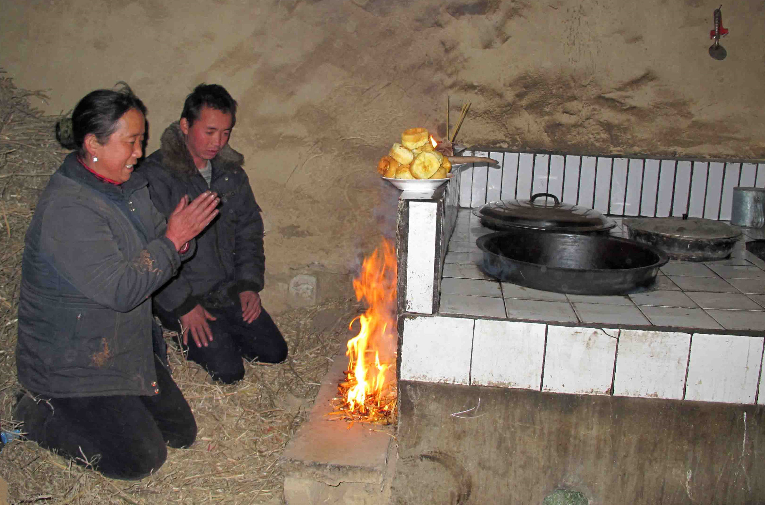 打碎碗碟犯除夕忌讳该如何化解？春节最*禁大**忌为什么是踩年夜饭？