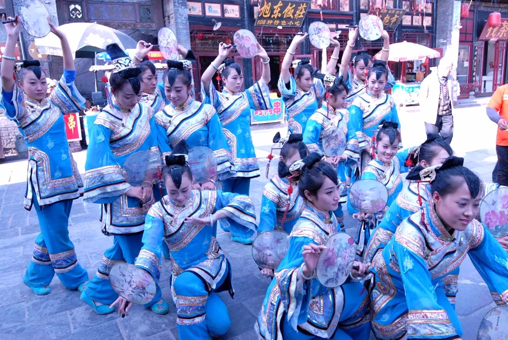 国内春节最有年味儿的地区,北方一个城市的春节习俗