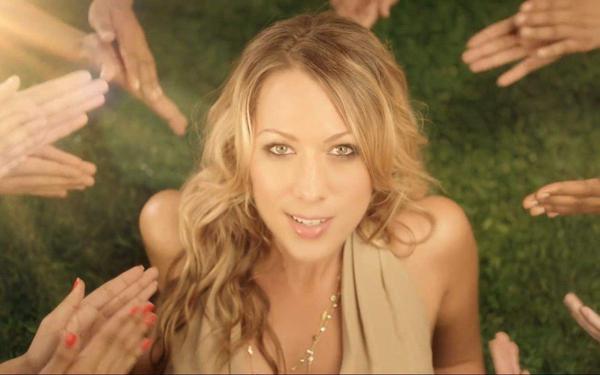 15首催人泪下英文伤感情歌,催人泪下的24首伤感英文情歌