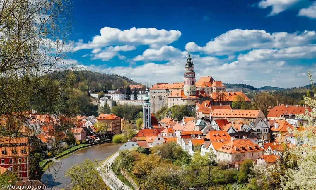 知乎高赞:有哪些适合旅行的国家,听起来高大上其实很实惠?