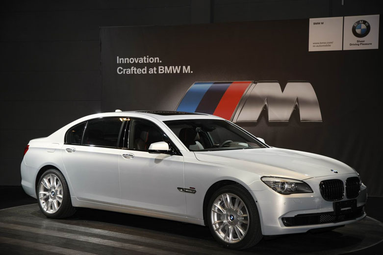 宝马7系的价格怎么样,宝马7系值得买吗怎么样