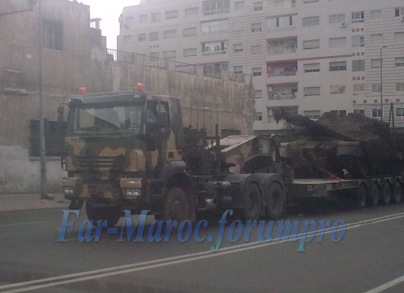 中国VT1A主战坦克出现在摩洛哥街头,《红海行动》就在此拍摄