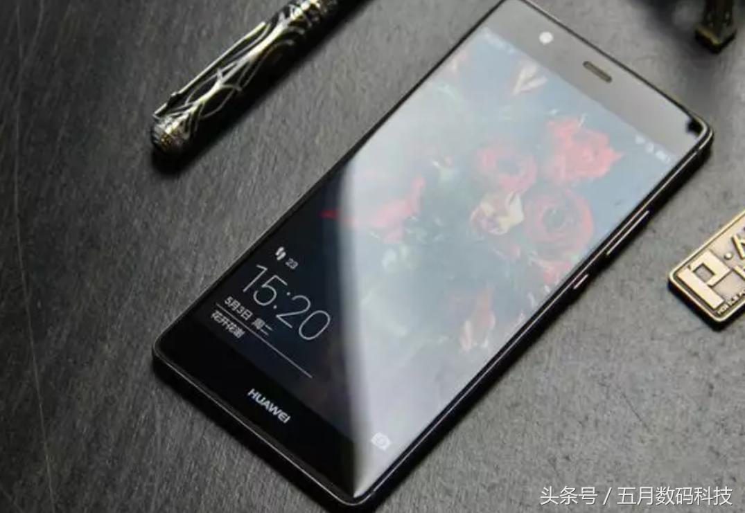 华为历代手机荣耀系列,华为手机荣耀系列最早的