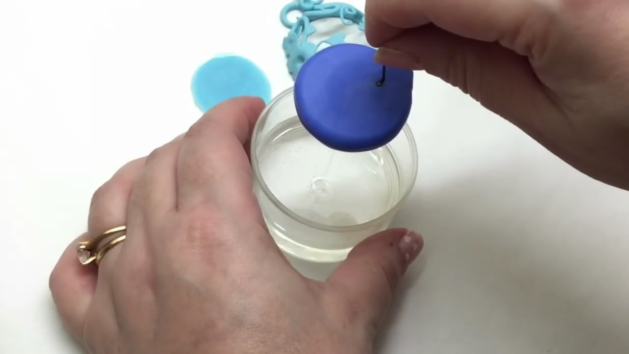 diy手工制作钥匙链教程,用粘土制作可爱的钥匙链