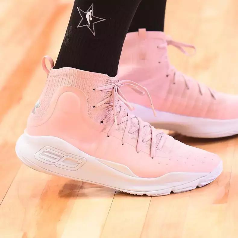 nba全明星球员都穿什么鞋,nba全明星上脚球鞋耐克