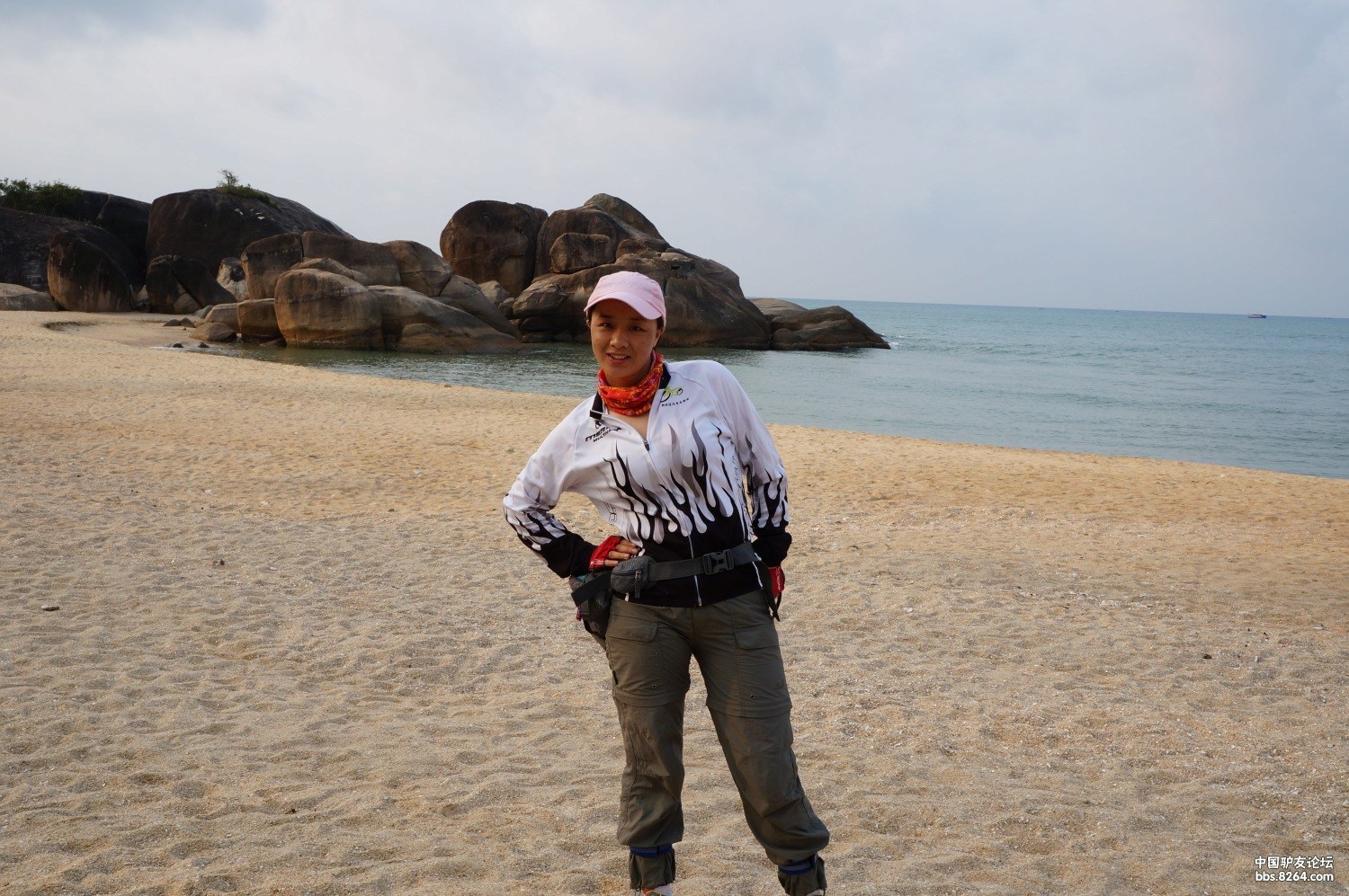 8264游记精选：80后女孩骑行边境线6000公里到*藏西**，徒步搭车10000多公里到尼泊尔，阿里，*疆新**之旅