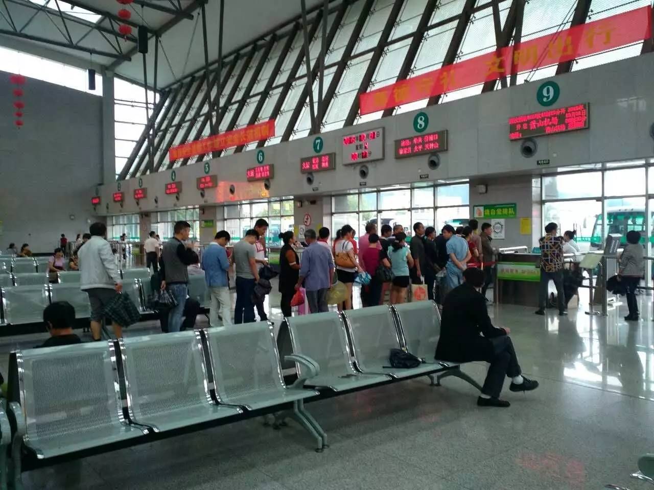 五一富阳高铁站,富阳客运南站公交车时间表