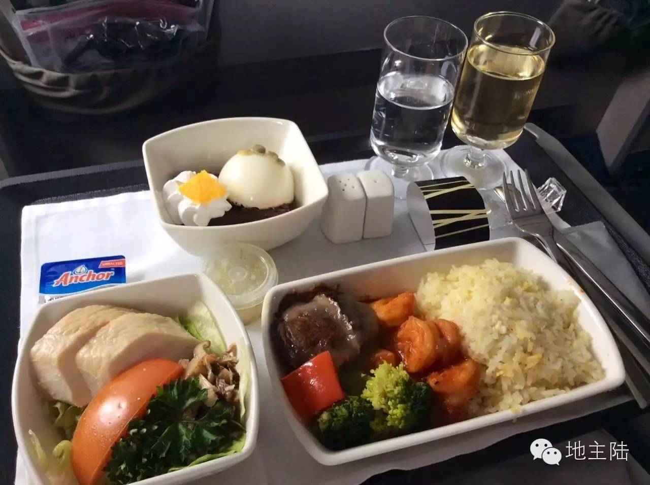 为啥飞机餐有那么难吃,飞机餐都不好吃吗
