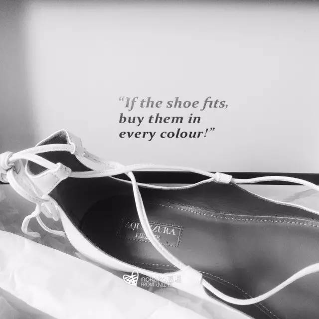 今年夏天流行的绑带鞋,今年流行绑带鞋