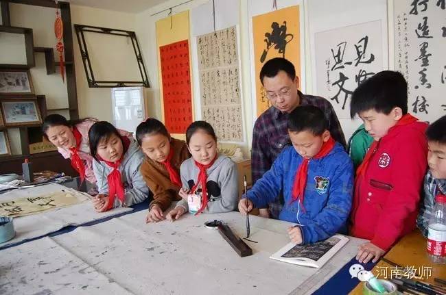 让师生更好更多的展示自己的才华,让学校变得更加美好可以做些什么