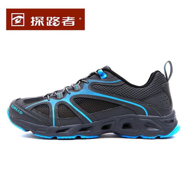 连绵的雨季,夏天的雨天穿啥鞋子好一点