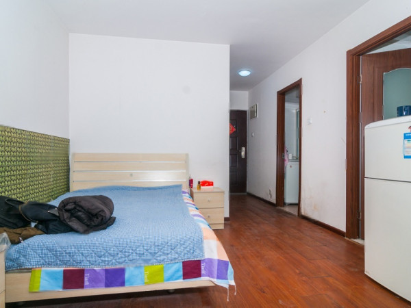 北京广渠门内站四套在售房源精选500万元以内精装房拎包入住