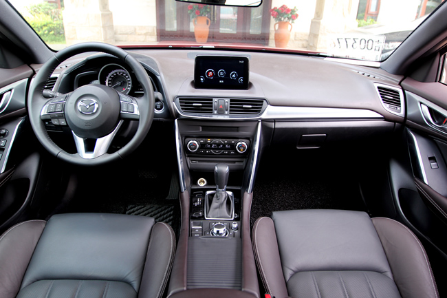 既有面子又有里子全新马自达cx4,新款马自达cx-4抢先试驾不止操控