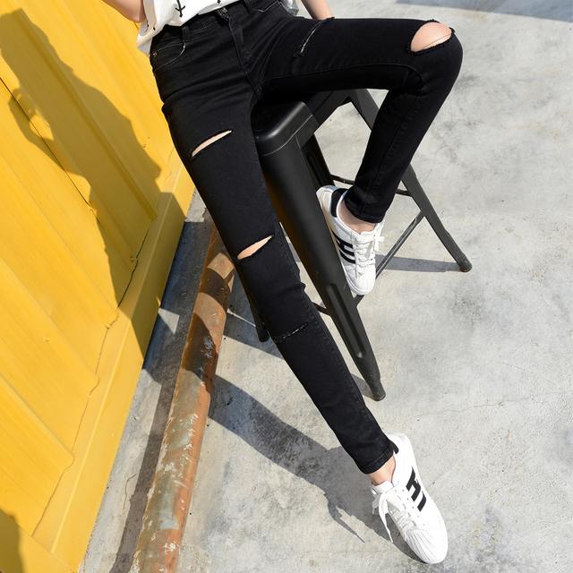 高街破洞牛仔九分裤,美式高街破洞牛仔裤谁穿谁好看