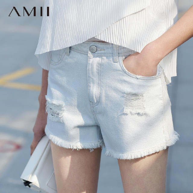 慵懒风穿搭春夏牛仔裤,炎炎夏日穿搭牛仔裤