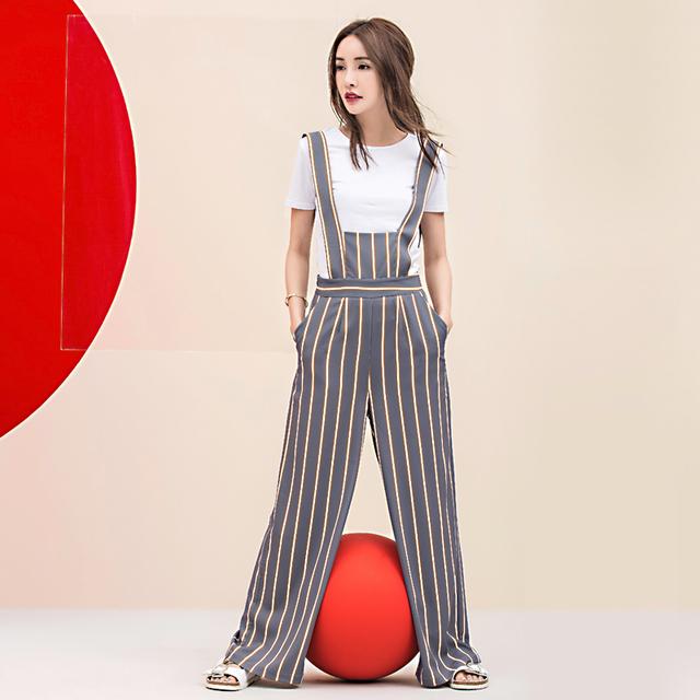 想要减龄,想减龄就要穿休闲装