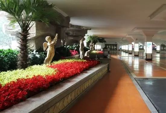 地下车库没做到这个程度，你千万别说自己是豪宅