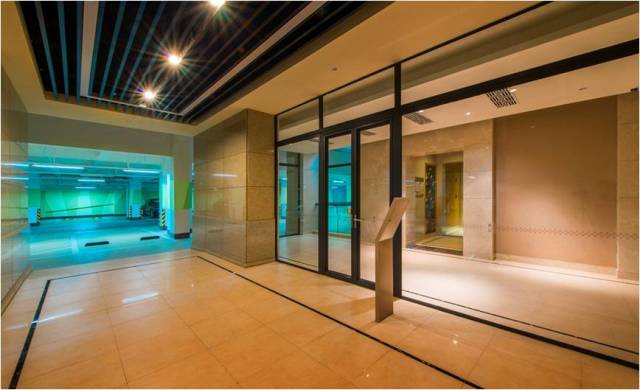 地下车库没做到这个程度，你千万别说自己是豪宅