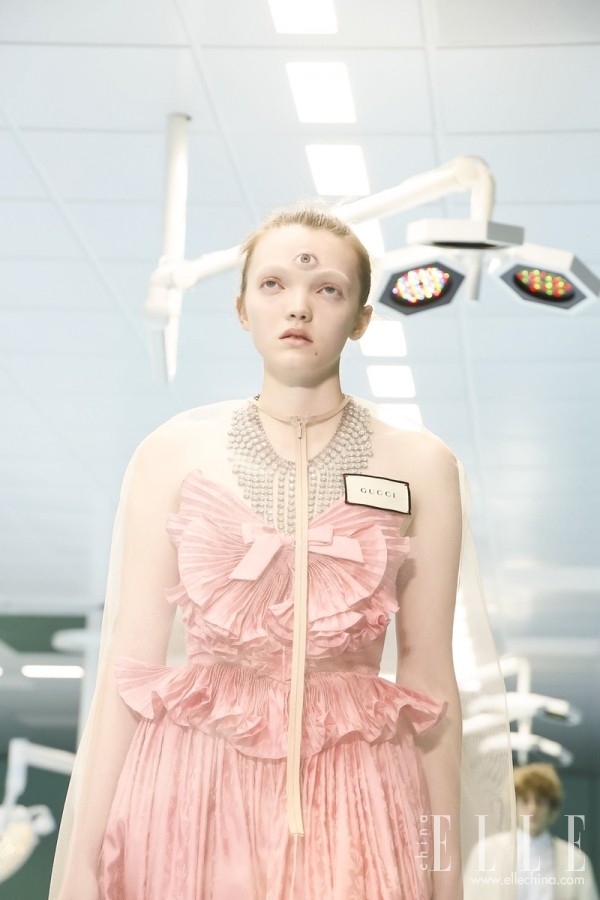 倪妮就是有一种高级感,倪妮街拍都穿什么牌子